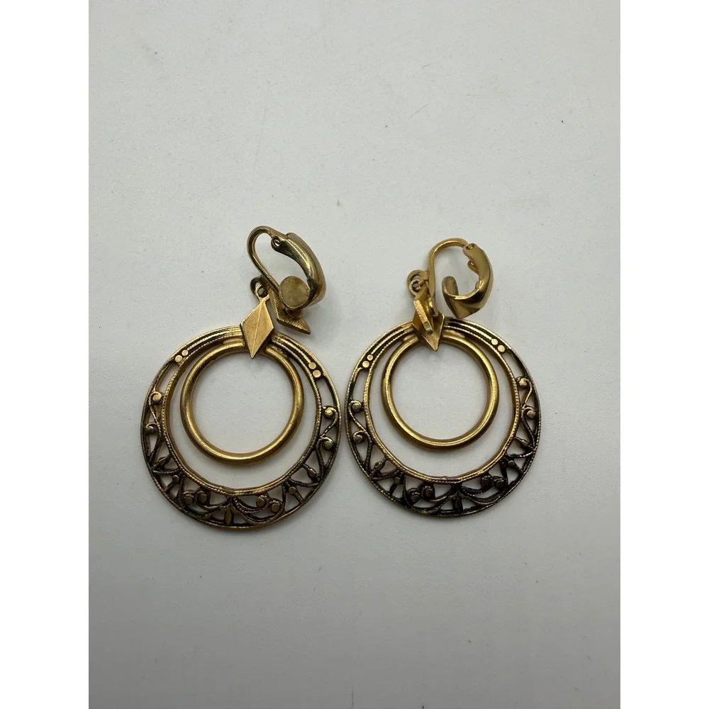 Vintage Gold Tone Filigree Double Hoop Clip On Earrings Ornate Boho Drop Jewelry
